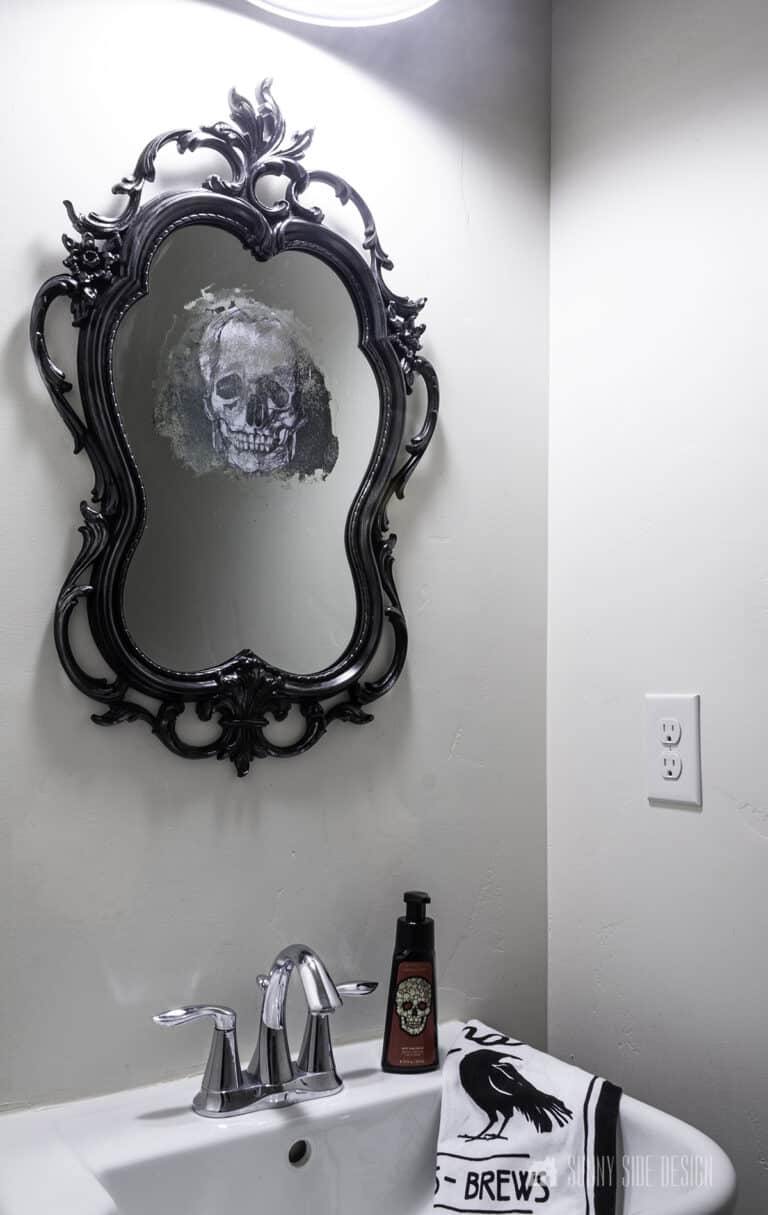 20 Of The Best Halloween Bathroom D??cor Ideas - homedude