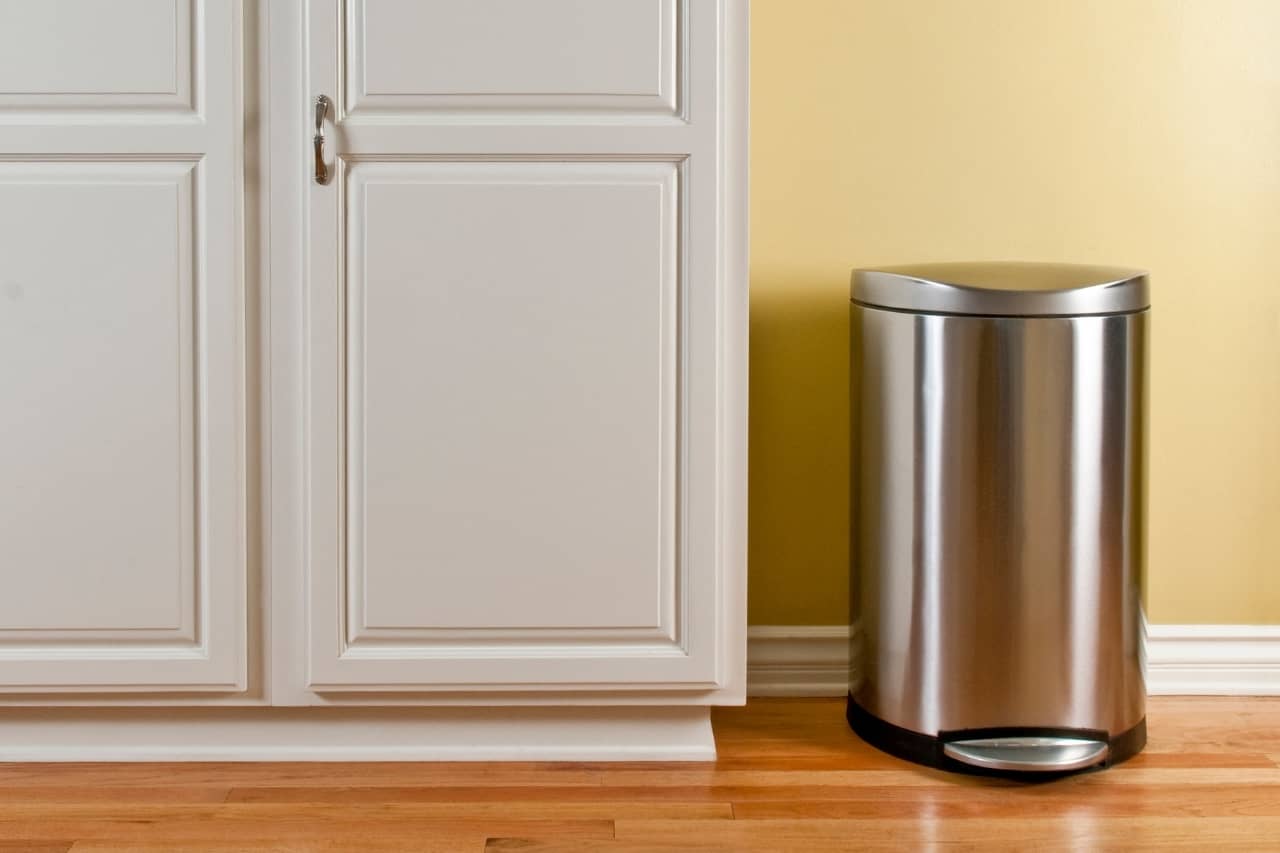 Best Kitchen Garbage Cans Top 6 Reviews & Buying Guide homedude