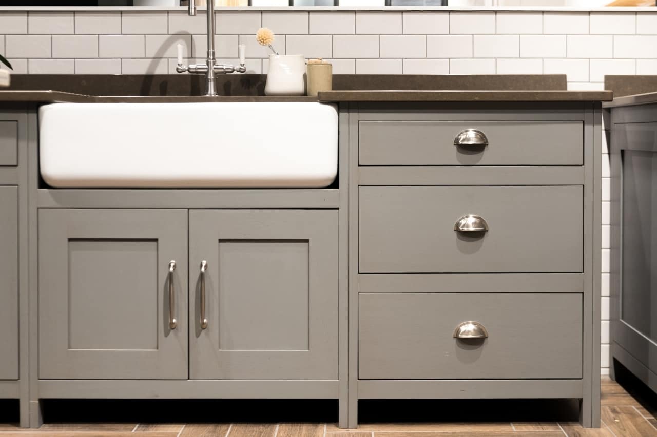 stained white kitchen sink